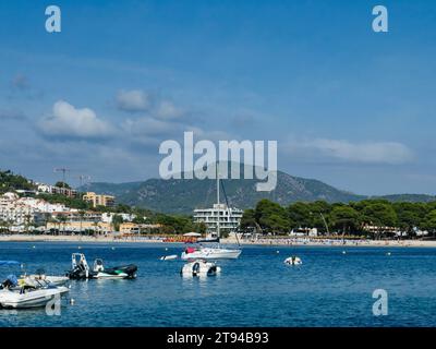 Baie de Santa Ponsa, plage de Santa Ponsa, Majorque, Îles Baléares, Espagne Banque D'Images