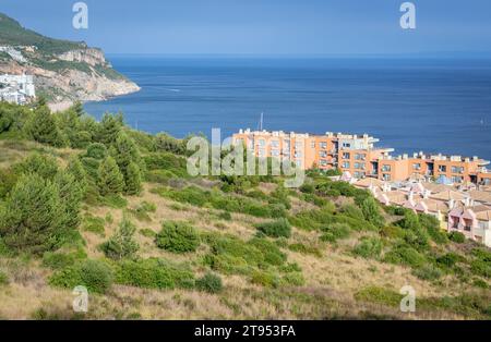 Maisons dans la municipalité de Sesimbra, district de Setubal au Portugal Banque D'Images