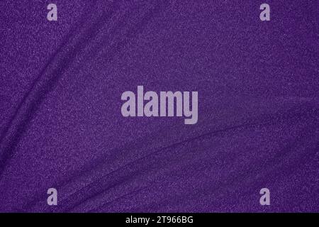 Fond de tissu violet foncé drapé avec fil de lurex argenté Banque D'Images