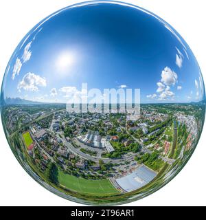 Vue aérienne de la ville de Rosenheim en haute-Bavière autour du stade de glace Banque D'Images