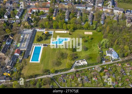 Vue aérienne, piscine extérieure Werne, WasserWelten Bochum, Werne, Bochum, région de la Ruhr, Rhénanie du Nord-Westphalie, Allemagne, établissement de baignade, station balnéaire Banque D'Images