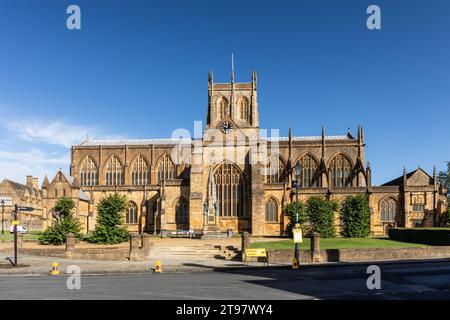 Église paroissiale de l'abbaye de Sherborne. Bâtiment classé Grade I à Sherborne, Dorset, Angleterre, Royaume-Uni Banque D'Images