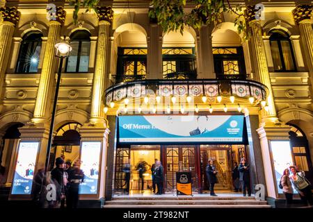 Le London Palladium Theatre de nuit, Argyll Street, Londres, Royaume-Uni Banque D'Images