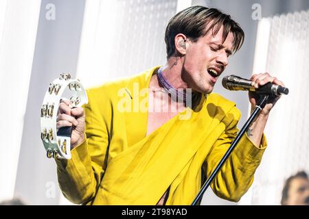 AMSTERDAM - son mieux lors d'un concert à AFAS Live. Ce sont les plus grands concerts de la carrière du groupe à ce jour. ANP EVA PLEVIER netherlands Out - belgique Out Banque D'Images