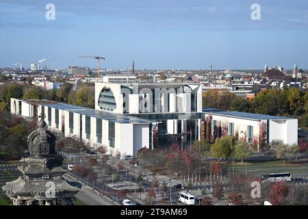 Berlin, Allemagne - 02 novembre 2022 : complexe de la chancellerie fédérale. La Chancellerie fédérale (Bundeskanzleramt) à Berlin est le siège officiel Banque D'Images