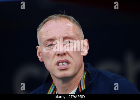 Photo du dossier datée du 07-10-2023 du Manager de Nottingham Forest Steve Cooper, qui veut que la performance de son équipe soit le facteur déterminant alors qu'ils accueillent Brighton samedi. Date de parution : Vendredi 24 novembre 2023. Banque D'Images