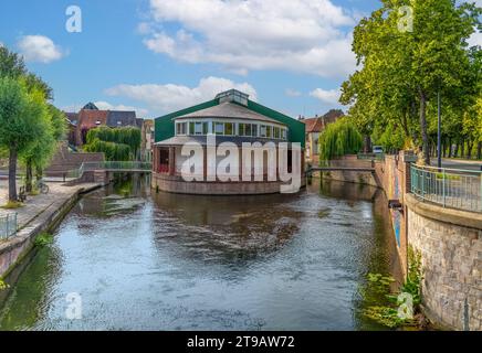Impression d'Amiens, ville et commune du nord de la France. Elle est la capitale du département de la somme dans la région des hauts-de-France Banque D'Images