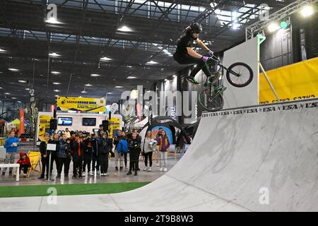 Brno, République tchèque. 24 novembre 2023. La vie ! Festival des sports, danses et divertissements au Centre des expositions de Brno, République tchèque, 24 novembre 2023. Crédit : Vaclav Salek/CTK photo/Alamy Live News Banque D'Images