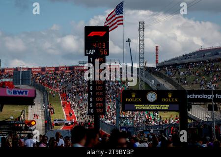 Austin, États-Unis. 22 octobre 2023. Fans, Grand Prix F1 des Etats-Unis au circuit des Amériques le 22 octobre 2023 à Austin, États-Unis d'Amérique. (Photo de HOCH ZWEI) crédit : dpa/Alamy Live News Banque D'Images