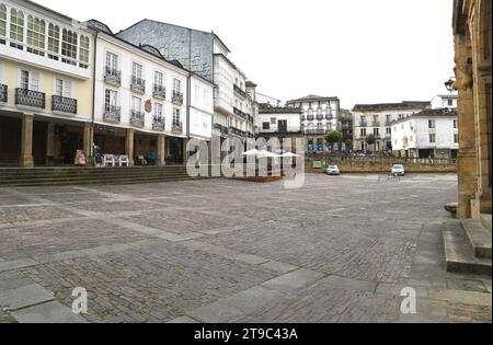 Mondonedo, Plaza de Espana.Lugo, Galice, Espagne. Banque D'Images