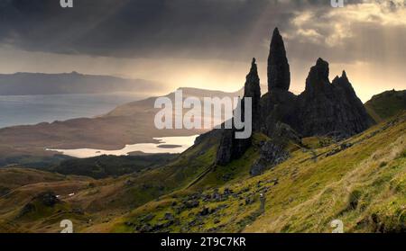 Le vieil homme de Storr en automne Banque D'Images