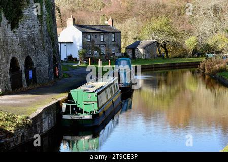 Le Monmouthshire et le canal de Brecon à Crickhowell, Powys, pays de Galles, Royaume-Uni photo de Richard Williams Banque D'Images