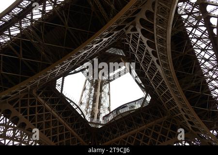 Détails de la conception de la structure de la Tour Eiffel Banque D'Images