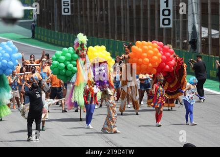 Sao Paulo, Brésil. 5 novembre 2023. Parade, Grand Prix F1 du Brésil à l'Autodromo Jose Carlos Pace le 5 novembre 2023 à Sao Paulo, Brésil. (Photo de HOCH ZWEI) crédit : dpa/Alamy Live News Banque D'Images