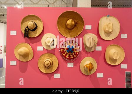 Mexico, CDMX, Mexique, chapeaux traditionnels au Museo Nacional de Culturas Populares, éditorial seulement. Banque D'Images