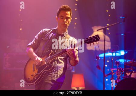 Bexhill , Royaume-Uni. Vendredi 24 novembre 2023 Kelly Jones de Far From Saints se produit au Pavillon de la Warr © Jason Richardson / Alamy Live News Banque D'Images