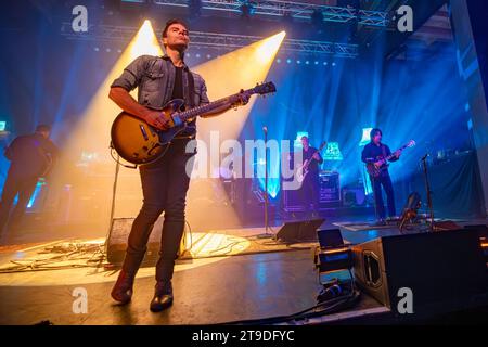 Bexhill , Royaume-Uni. Vendredi 24 novembre 2023 Kelly Jones de Far From Saints se produit au Pavillon de la Warr © Jason Richardson / Alamy Live News Banque D'Images