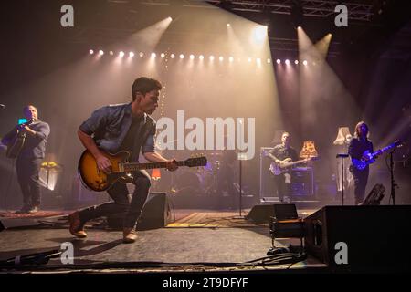 Bexhill , Royaume-Uni. Vendredi 24 novembre 2023 Kelly Jones de Far From Saints se produit au Pavillon de la Warr © Jason Richardson / Alamy Live News Banque D'Images