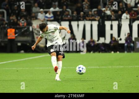 Romero de Corinthians lors du match contre Bahia lors de la 35e manche du Championnat brésilien, à la Neo Química Arena, à l’est de São Paulo, ce vendredi 24e. Crédit : Brazil photo Press/Alamy Live News Banque D'Images