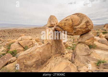 Balanced Rock, parc national de Big Bend, Texas, États-Unis, Amérique du Nord Banque D'Images