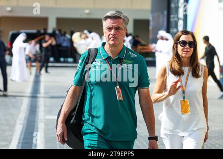 STEVENSON Andy, Directeur sportif de l'écurie Aston Martin F1 Team, portrait lors du Grand Prix de Formule 1 Etihad Airways Abu Dhabi 2023, 22e manche du Championnat du monde de Formule 1 2023 du 24 au 26 novembre 2023 sur le circuit Yas Marina, à Abu Dhabi Banque D'Images