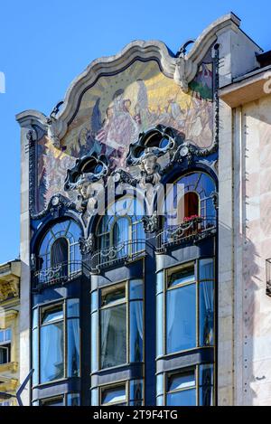 Budapest, Bankhaus Török, Szervita tér 3, Henrik Böhm, Ármin Hegedüs 1906, Mosaik von Miksa Roth // Budapest, Török Bank House (Turkish Bank House), S Banque D'Images