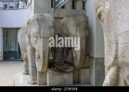 Budapest, Stadtwäldchen Varosliget, Zoo // Budapest, Varosliget, Zoo Banque D'Images