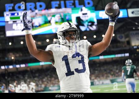 Detroit, Michigan, États-Unis. 24 novembre 2023. Kaytron Allen célèbre son touchdown lors du match de football Michigan State vs Penn State au Ford Field le 24 novembre 2023. Detroit, Michigan. (Image de crédit : © David Donoher/ZUMA Press Wire) USAGE ÉDITORIAL SEULEMENT! Non destiné à UN USAGE commercial ! Banque D'Images