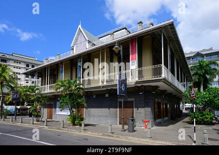Port Louis, Maurice - octobre 25 2023 : Blue Penny Museum Exterior, la maison des timbres Red and Blue Mauritius. Banque D'Images