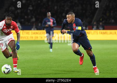 Paris, France. 24 novembre 2023. Kylian Mbappe - PSG vs AS Monaco Ligue 1 au Parc des Princes, Paris, France, le 24 novembre 2023. 24/11/2023-Paris, FRANCE. Crédit : SIPA USA/Alamy Live News Banque D'Images