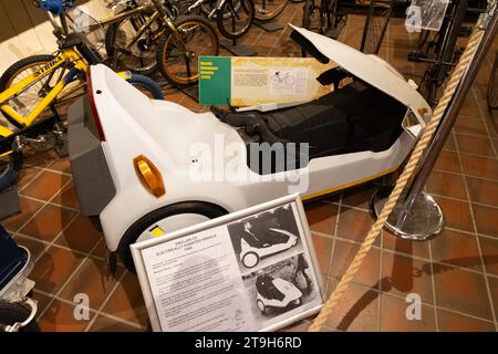 1985 Sinclair C5 au musée Brooklands, Weybridge, Surrey, Royaume-Uni Banque D'Images