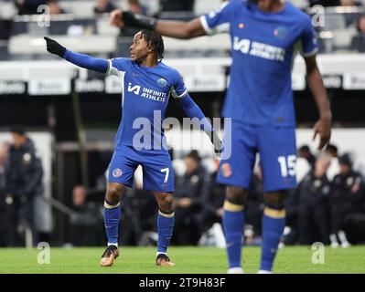 Newcastle upon Tyne, Royaume-Uni. 25 novembre 2023. Raheem Stirling de Chelsea pendant le match de Premier League à St. James' Park, Newcastle upon Tyne. Le crédit photo devrait être : Nigel Roddis/Sportimage crédit : Sportimage Ltd/Alamy Live News Banque D'Images