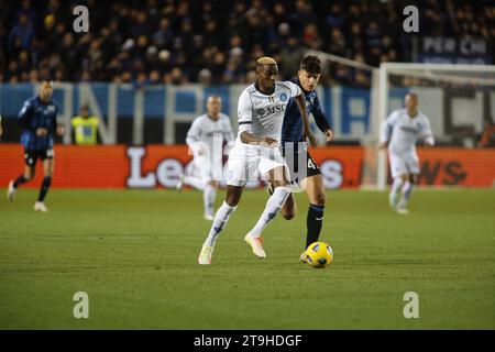 Bergame, Italie. 25 novembre 2023. Victor Osimhen de Sac Napoli lors de la Serie A italienne, match de football entre Atalanta BC et SSC Napoli, le 25 novembre 2023 au stade Gewiss, Bergame, photo Nderim Kaceli crédit : Agence photo indépendante/Alamy Live News Banque D'Images