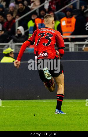 Milan, Italie. 25 novembre 2023. Francesco Camarda vu en action lors du match de football Serie A entre l'AC Milan et ACF Fiorentina au stade Giuseppe Meazza. Scores finaux ; Milan 1-0 Fiorentina. (Photo de Mairo Cinquetti/SOPA Images/Sipa USA) crédit : SIPA USA/Alamy Live News Banque D'Images