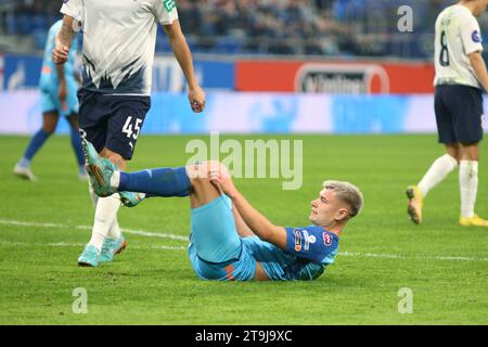 Saint-Pétersbourg, Russie. 25 novembre 2023. Andrey Mostovoy (17) de Zenit vu en action lors du match de football de la Premier League russe entre le Zenit Saint-Pétersbourg et Sotchi à Gazprom Arena. Score final ; Zenit 3:0 Sotchi. (Photo Maksim Konstantinov/SOPA Images/Sipa USA) crédit : SIPA USA/Alamy Live News Banque D'Images