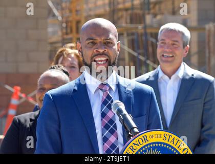 Antioch, CA - 11 août 2022: Le maire Thorpe s'est exprimé lors d'une conférence de presse pour annoncer les stratégies d'approvisionnement en eau pour CA, qui comprennent la constructio Banque D'Images