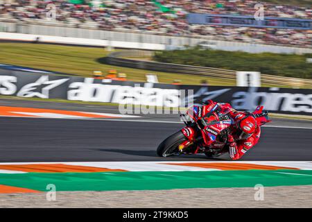 26 novembre 2023 ; circuit Ricardo Tormo, Cheste, Valence, Espagne; 2023 MotoGP Gran Premio Motul de la Comunitat Valenciana, Race Day ; Francesco Bagnaia du Ducati Lenovo Team en action Banque D'Images