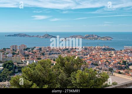 serie de photos sur la ville de marseille depuis l'esplanade de notre Dame de la Garde - Marseille photos de l'esplanade de notre Dame de la Garde Banque D'Images