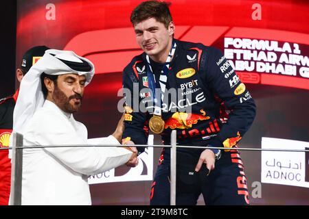 Abu Dhabi, Émirats arabes Unis. 26 novembre 2023. Sur le podium après le Grand Prix de Formule 1 d'Abu Dhabi au circuit Yas Marina le 26 novembre 2023 à Abu Dhabi, aux Émirats arabes Unis. (Image de crédit : © Beata Zawrzel/ZUMA Press Wire) USAGE ÉDITORIAL SEULEMENT! Non destiné à UN USAGE commercial ! Banque D'Images