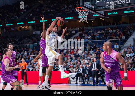 Madrid, Espagne. 26 novembre 2023. Alberto Abalde du Real Madrid vu en action lors du match de championnat espagnol ACB entre le Real Madrid et Morabanc Andorra au Wizink Center de Madrid, Espagne. Crédit : Agence photo indépendante/Alamy Live News Banque D'Images