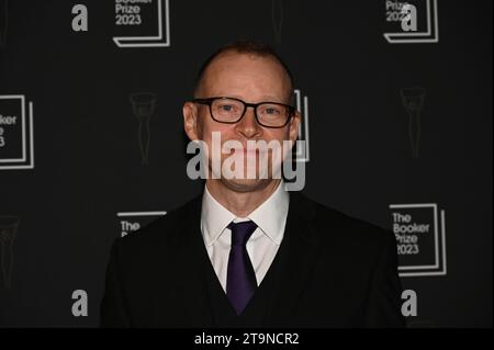 Londres, Royaume-Uni. 26 novembre 2023. Robert Webb assiste à la cérémonie des lauréats du Booker Prize 2023 à Old Billingsgate, Londres, Royaume-Uni. Crédit : Voir Li/Picture Capital/Alamy Live News Banque D'Images