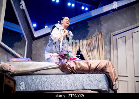 Manchester, Royaume-Uni. 26 novembre 2023. Anne Marie se produit à l'AO Arena de Manchester lors de sa tournée d'albums « malsains ». 2023-11-26 . Crédit : Gary Mather/Alamy Live News Banque D'Images