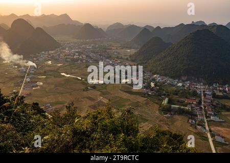 La vallée de Bac son au Vietnam Banque D'Images