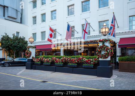 The Beaumont Hotel Mayfair London - situé dans un bâtiment art déco de 1926, le Beaumont Hotel London 5 étoiles a ouvert ses portes en 2014, dans les jardins Brown Hart Gardens Banque D'Images