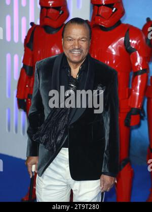 Billy Dee Williams assiste à la première européenne de Star Wars : The Rise of Skywalker au Cineworld Leicester Square à Londres, en Angleterre. Banque D'Images