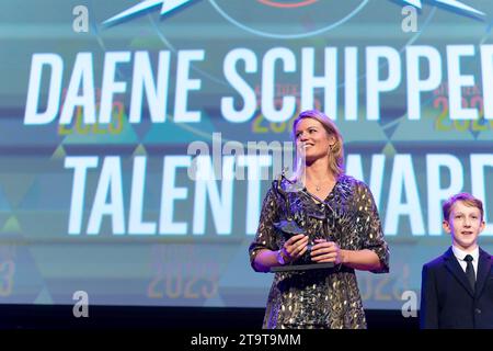 Barneveld, pays-Bas. 16 novembre 2023. BARNEVELD, PAYS-BAS - NOVEMBRE 16 : Dafne Schippers sur l'Atletiekgala de l'Atletiekunie au Midden Brabant Hallen le 16 novembre 2023 à Barneveld, pays-Bas. (Photo Joris Verwijst/Agence BSR) crédit : Agence BSR/Alamy Live News Banque D'Images