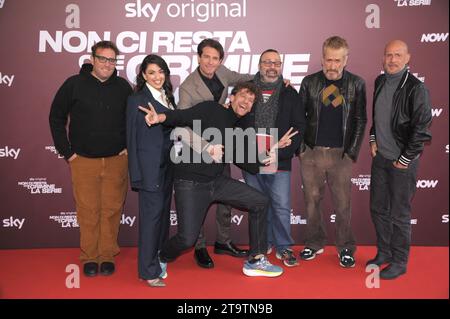 Rome, Italie. 27 novembre 2023. Le cinéma spatial Moderno, Rome, Italie, 27 novembre 2023, le casting avec les réalisateurs lors du photocall de la série Sky ' non ci resta che il crimine - la série' - News Credit : Live Media Publishing Group/Alamy Live News Banque D'Images