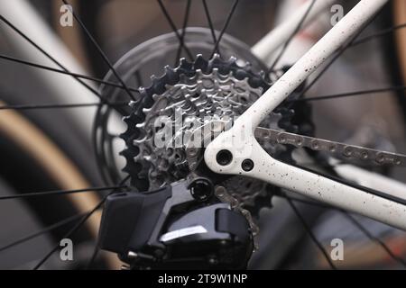 Dublin, Irlande. 26 novembre 2023. Dérailleur arrière Sport Ireland Campus d'un cyclo cross de l'équipe française. (Hugh de Paor/SPP) crédit : SPP Sport Press photo. /Alamy Live News Banque D'Images