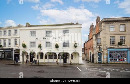 The Old Bell Hotel - 14th Century Coaching Inn - à Warminster, Wiltshire, Royaume-Uni le 27 novembre 2023 Banque D'Images