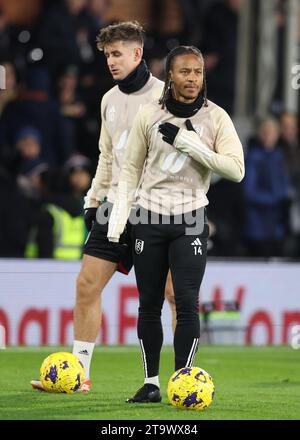 Londres, Royaume-Uni. 27 novembre 2023. Bobby Reid de Fulham se réchauffe pendant le match de Premier League à Craven Cottage, Londres. Le crédit photo devrait se lire : David Klein/Sportimage crédit : Sportimage Ltd/Alamy Live News Banque D'Images